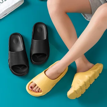 Storas soled šlepetės vyrams vasaros 2021 naujas paplūdimio bateliai namų vonios buitinės minkštas soled asmeninį liepsna sandalai